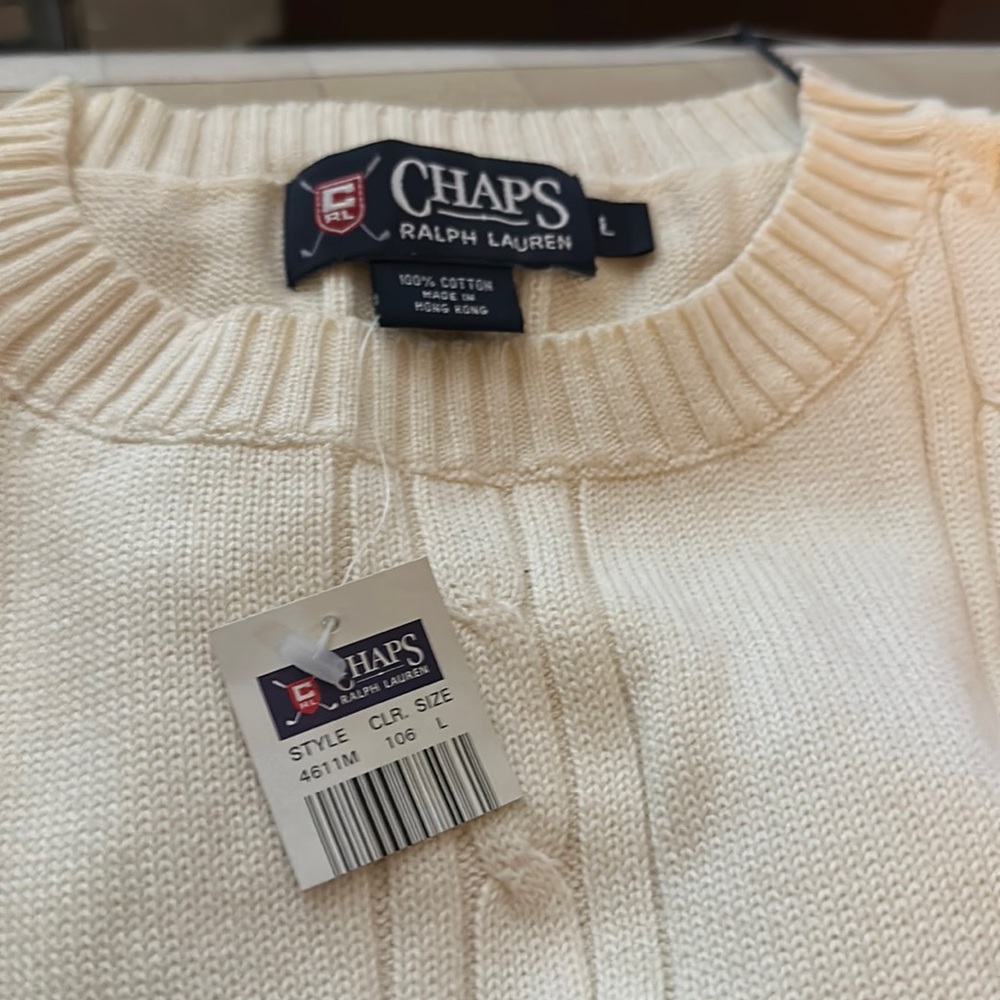 ChapsRalph Lauren never been worn.